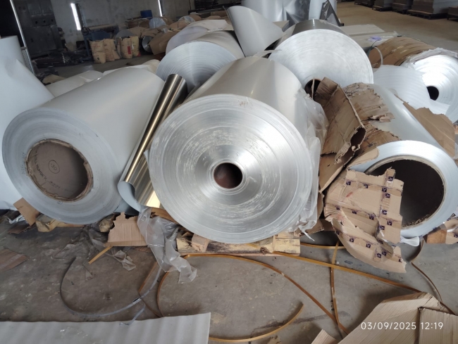 Rainwater Damaged Aluminum Colour Coated Coil Scrap Materia